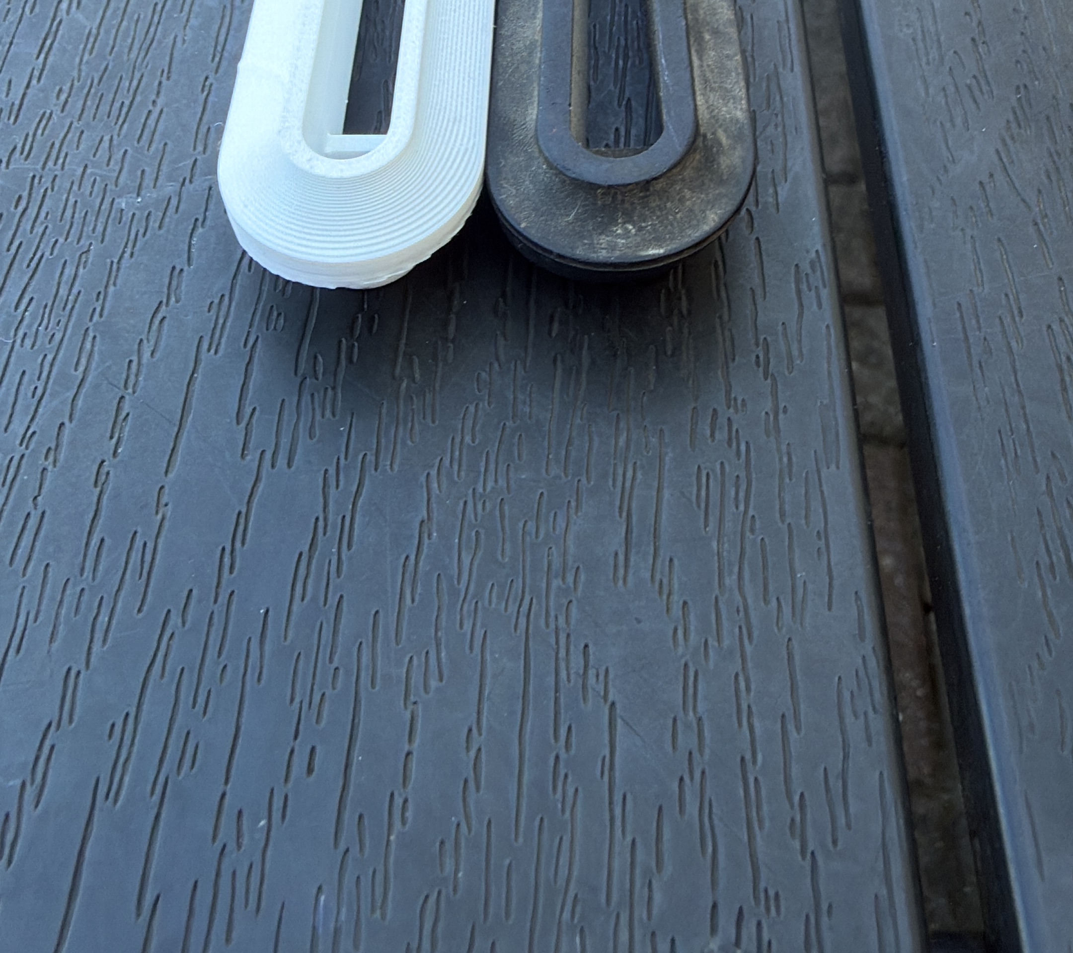 Barkas B1000 Lüftungsdüse — Original vs. 3D-Druck